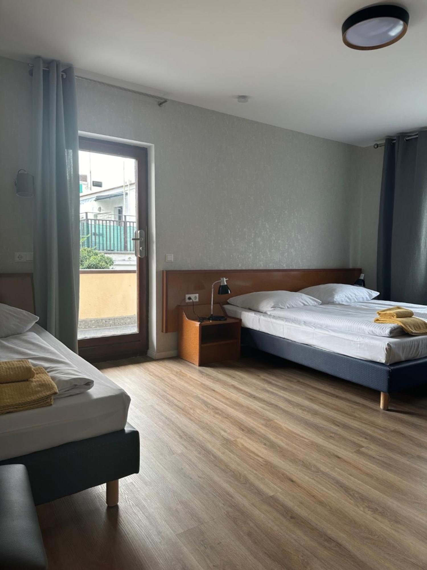 Hotel Pirol Berlin Exterior photo